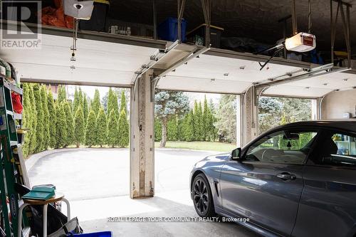 117 Hayhoe Avenue, Vaughan, ON - Indoor Photo Showing Garage