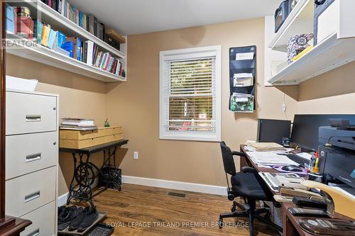 7710 Clayton Street, Lambton Shores (Port Franks), ON - Indoor Photo Showing Office