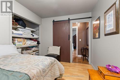 7710 Clayton Street, Lambton Shores (Port Franks), ON - Indoor Photo Showing Bedroom