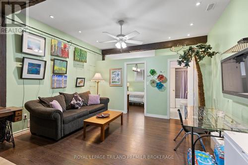 7710 Clayton Street, Lambton Shores (Port Franks), ON - Indoor