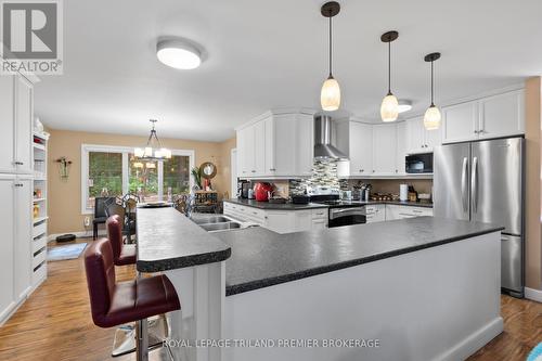 7710 Clayton Street, Lambton Shores (Port Franks), ON - Indoor Photo Showing Kitchen With Stainless Steel Kitchen With Double Sink With Upgraded Kitchen