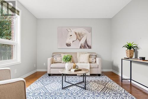 34 Forchuk Crescent, Quinte West (Trenton Ward), ON - Indoor Photo Showing Living Room