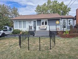 264 Rue Marie  Beresford, NB E8K 1P8