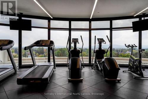 Gym - 301 - 1 Hume Street, Collingwood, ON - Indoor Photo Showing Gym Room