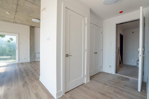 Overall view - 205-8945 Boul. Viau, Montréal (Saint-Léonard), QC - Indoor Photo Showing Other Room