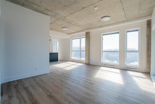 Overall view - 205-8945 Boul. Viau, Montréal (Saint-Léonard), QC - Indoor Photo Showing Other Room