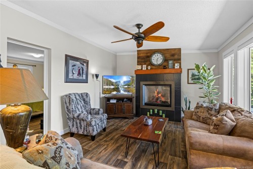 2180 South Lake Rd, Qualicum Beach, BC 