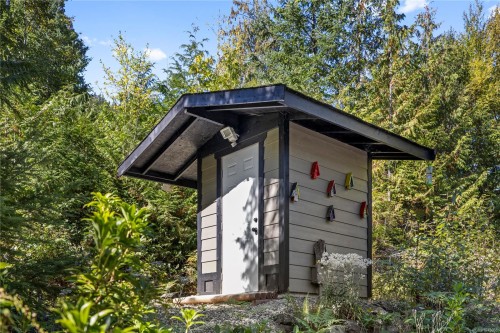 2180 South Lake Rd, Qualicum Beach, BC 