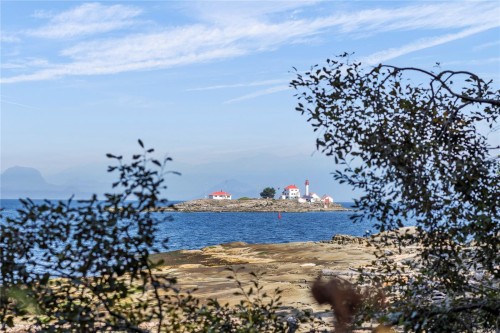 2530 Spring Beach Dr, Gabriola Island, BC 