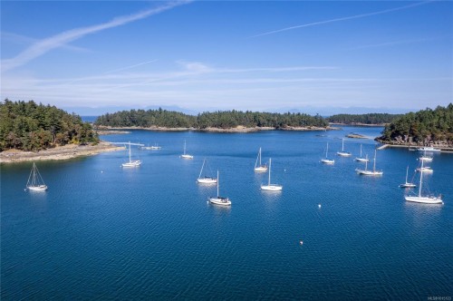 2530 Spring Beach Dr, Gabriola Island, BC 