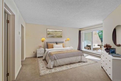 108-1149 Rockland Ave, Victoria, BC - Indoor Photo Showing Bedroom