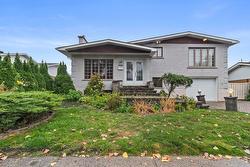 3018 Rue William  Longueuil (Saint-Hubert), QC J4T 2W6