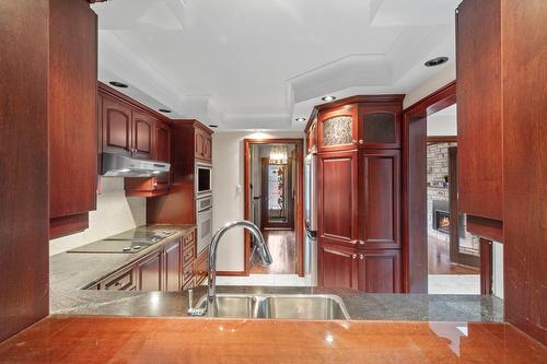 Cuisine - 3018 Rue William, Longueuil (Saint-Hubert), QC - Indoor Photo Showing Kitchen With Double Sink
