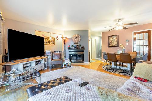 Salon - 1321  - 1327 Av. Stravinski, Brossard, QC - Indoor Photo Showing Living Room