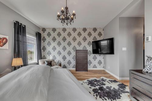 Chambre à coucher principale - 505-2350 Rue Du Barachois, Québec (Les Rivières), QC - Indoor Photo Showing Bedroom