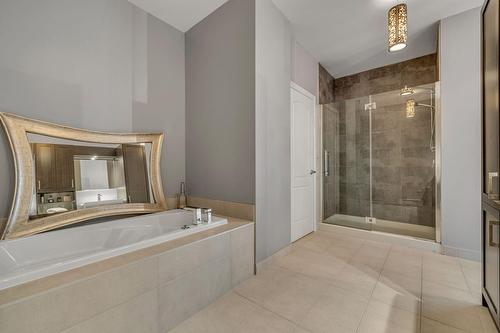 Salle de bains - 505-2350 Rue Du Barachois, Québec (Les Rivières), QC - Indoor Photo Showing Bathroom