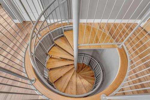 Escalier - 505-2350 Rue Du Barachois, Québec (Les Rivières), QC - Indoor Photo Showing Other Room