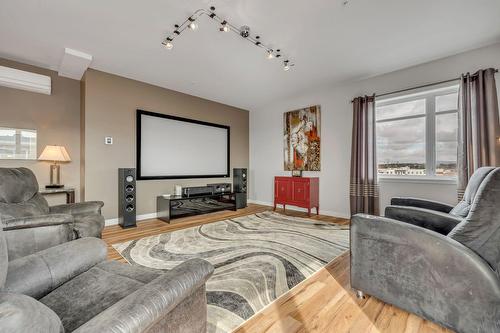 Salle familiale - 505-2350 Rue Du Barachois, Québec (Les Rivières), QC - Indoor Photo Showing Living Room