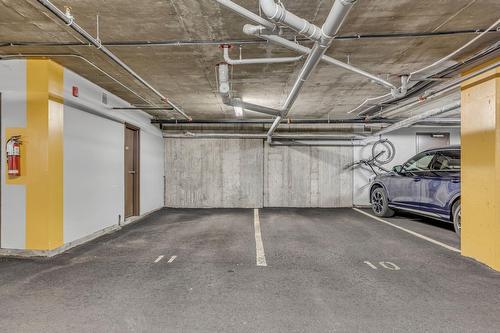 Stationnement - 505-2350 Rue Du Barachois, Québec (Les Rivières), QC - Indoor Photo Showing Garage