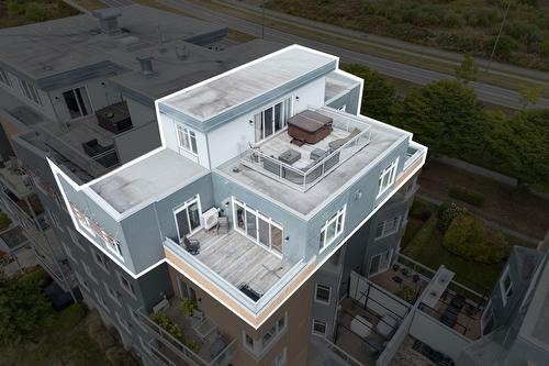 Terrasse - 505-2350 Rue Du Barachois, Québec (Les Rivières), QC - 