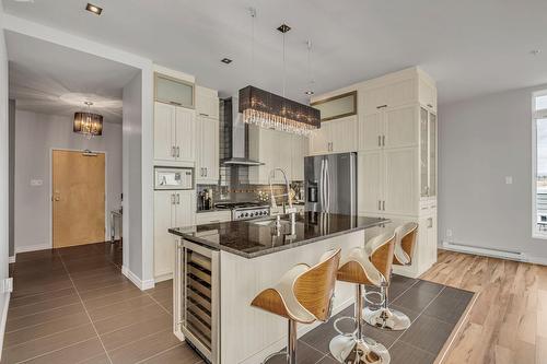 Cuisine - 505-2350 Rue Du Barachois, Québec (Les Rivières), QC - Indoor Photo Showing Kitchen With Upgraded Kitchen