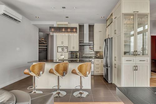 Cuisine - 505-2350 Rue Du Barachois, Québec (Les Rivières), QC - Indoor Photo Showing Kitchen With Upgraded Kitchen