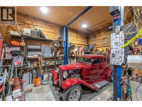 16339 Old Richter Pass Road, Osoyoos, BC - Indoor Photo Showing Garage