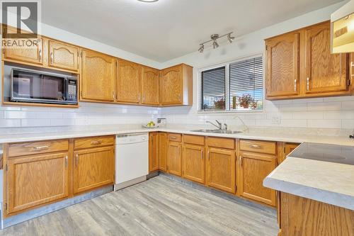 3795 Salloum Road, West Kelowna, BC - Indoor Photo Showing Kitchen With Double Sink