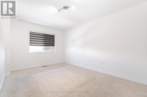 136 Westbank Trail, Hamilton, ON - Indoor Photo Showing Other Room