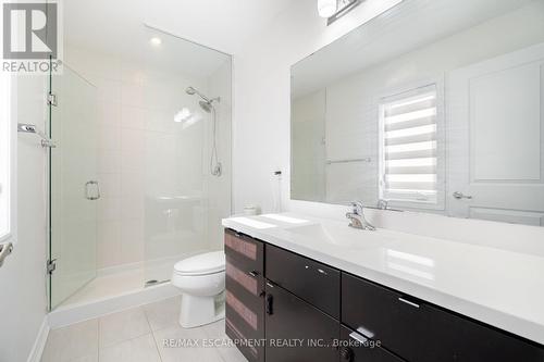 136 Westbank Trail, Hamilton, ON - Indoor Photo Showing Bathroom