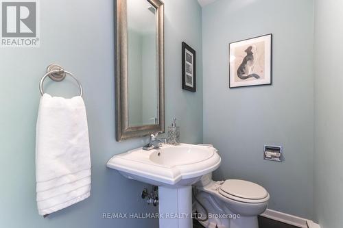 451 Broadview Avenue, Toronto, ON - Indoor Photo Showing Bathroom
