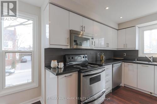 451 Broadview Avenue, Toronto, ON - Indoor Photo Showing Kitchen