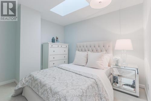 451 Broadview Avenue, Toronto, ON - Indoor Photo Showing Bedroom