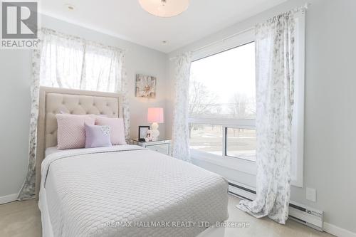 451 Broadview Avenue, Toronto, ON - Indoor Photo Showing Bedroom