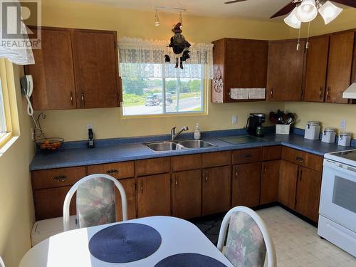 6 West St, Blind River, ON - Indoor Photo Showing Kitchen With Double Sink