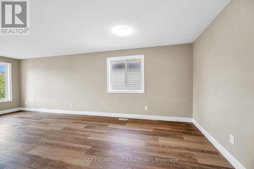 83 Marion Street, Hamilton, ON - Indoor Photo Showing Other Room