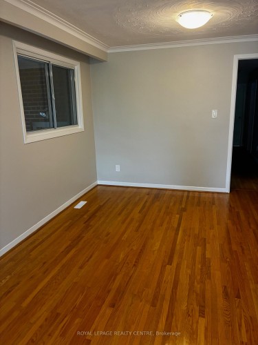 2201 Cliff Road, Mississauga, ON - Indoor Photo Showing Other Room