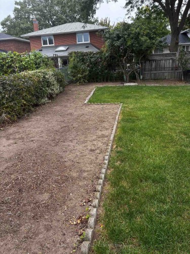 2201 Cliff Road, Mississauga, ON - Outdoor