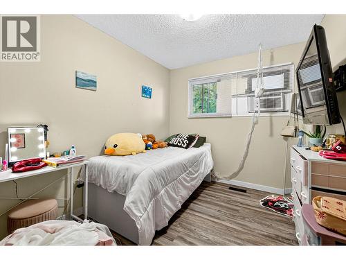 3656 Dunbarton Road, West Kelowna, BC - Indoor Photo Showing Bedroom