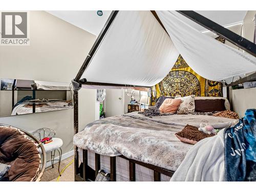 3656 Dunbarton Road, West Kelowna, BC - Indoor Photo Showing Bedroom