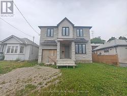 6 COTTON AVENUE  Toronto, ON M1K 1Z2