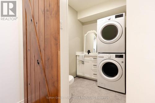main floor powder/laundry - 36 Mcnab Street, Stratford, ON - Indoor Photo Showing Laundry Room