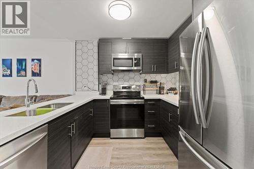 1611 Banwell Unit# 610, Windsor, ON - Indoor Photo Showing Kitchen With Double Sink With Upgraded Kitchen