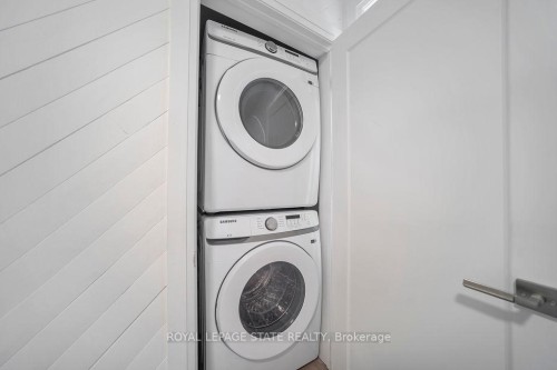 Unit 1-172 East 34Th Street, Hamilton, ON - Indoor Photo Showing Laundry Room