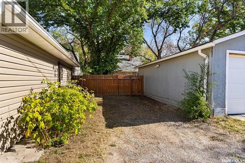 2822 Argyle Street, Regina, SK - Outdoor