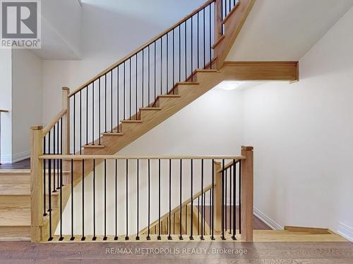 21 La Reine Avenue, Richmond Hill, ON - Indoor Photo Showing Other Room