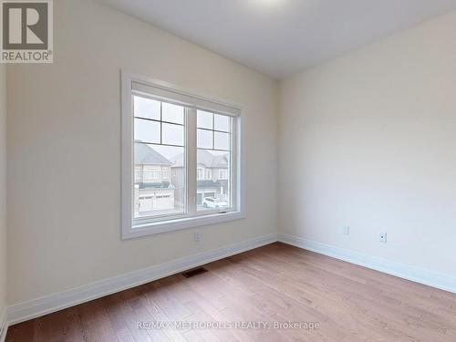 21 La Reine Avenue, Richmond Hill, ON - Indoor Photo Showing Other Room