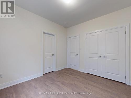 21 La Reine Avenue, Richmond Hill, ON - Indoor Photo Showing Other Room