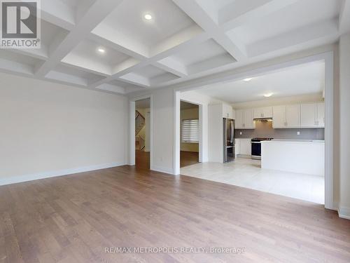 21 La Reine Avenue, Richmond Hill, ON - Indoor