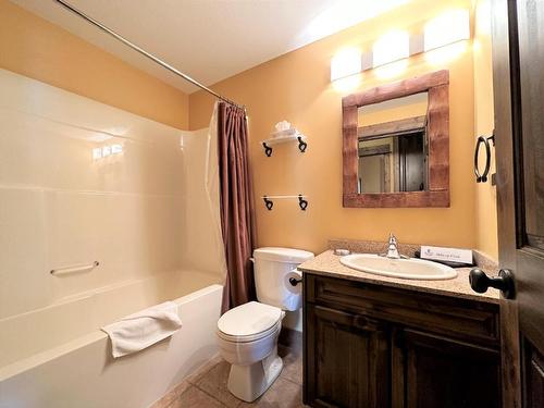 G1-C-1351 Gerry Sorensen Way, Kimberley, BC - Indoor Photo Showing Bathroom
